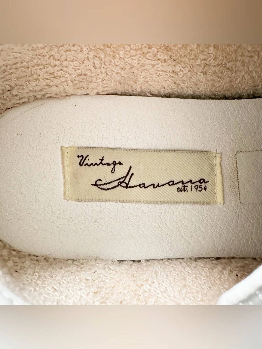 Vintage Havana AMAZE 5 Sneakers - Size 7.5